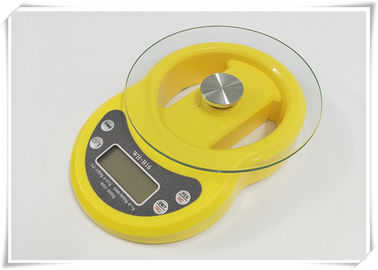 China Mini escala do peso do vidro de 4MM, escalas de peso eletrônicas fáceis de ler da cozinha fornecedor